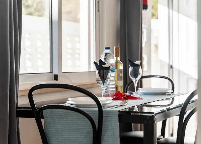 朱丽叶公寓 * 阿尔布费拉